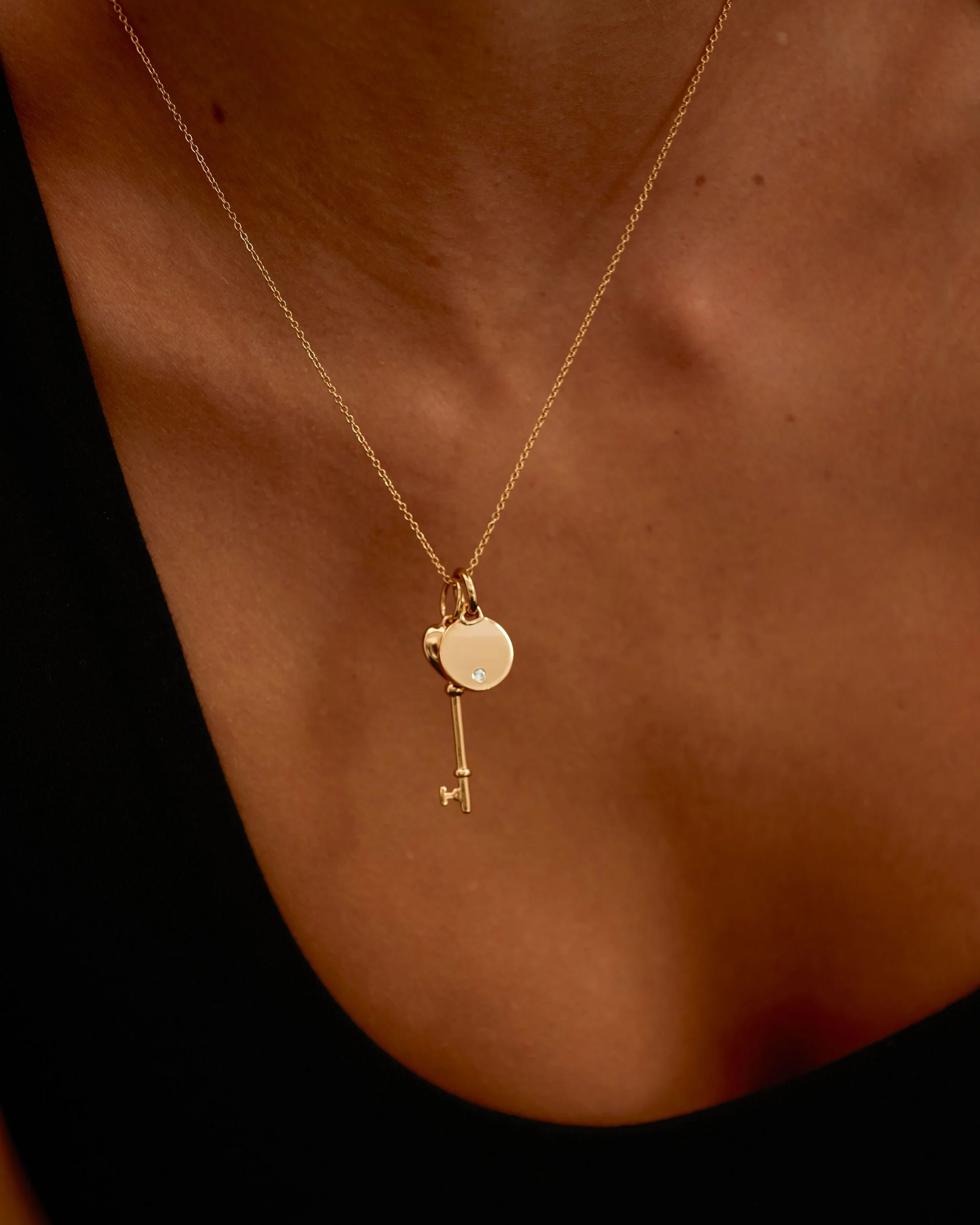 Engrave Locket Necklace - Image 6