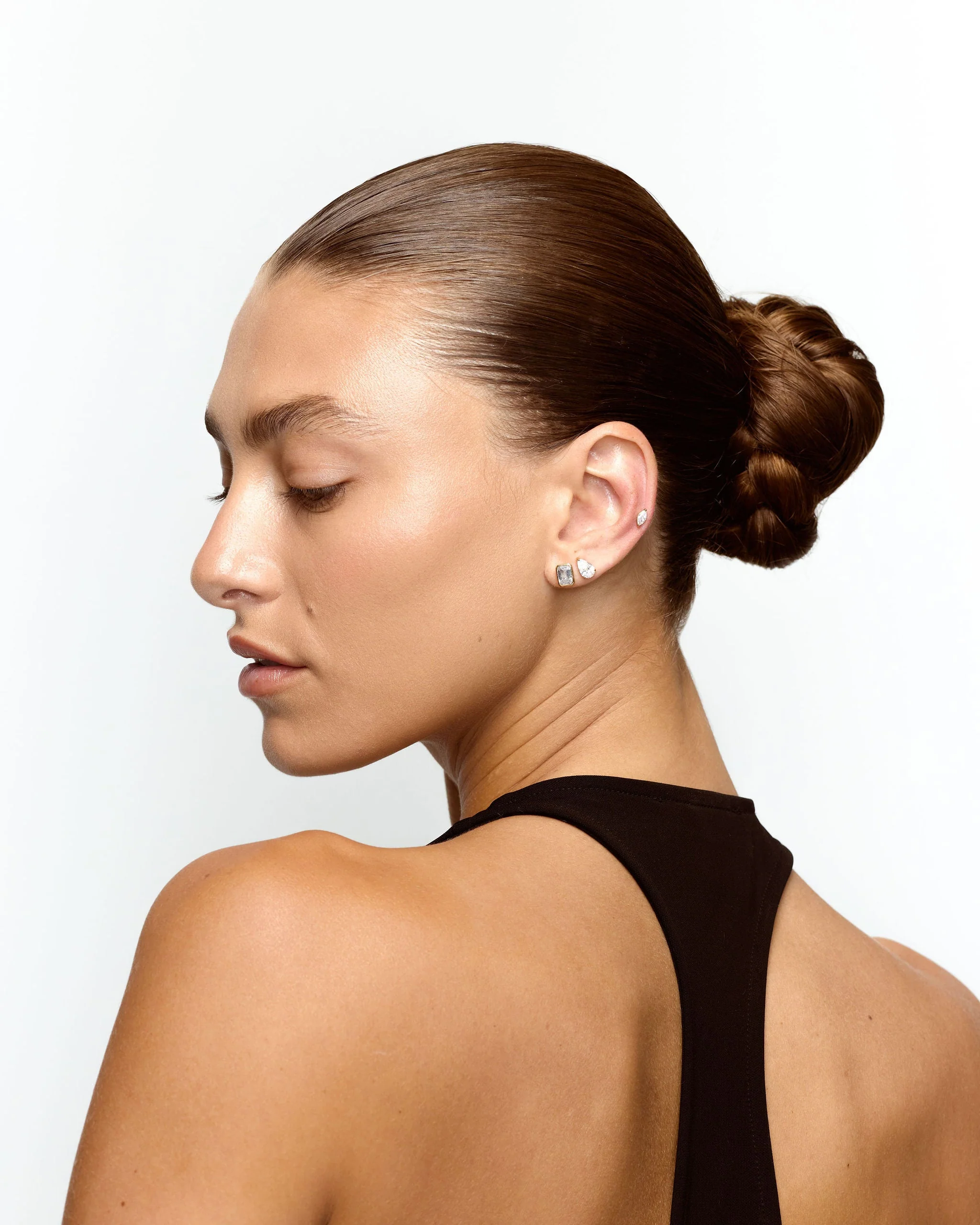 Marquise Claw Cartilage Earring - Image 11