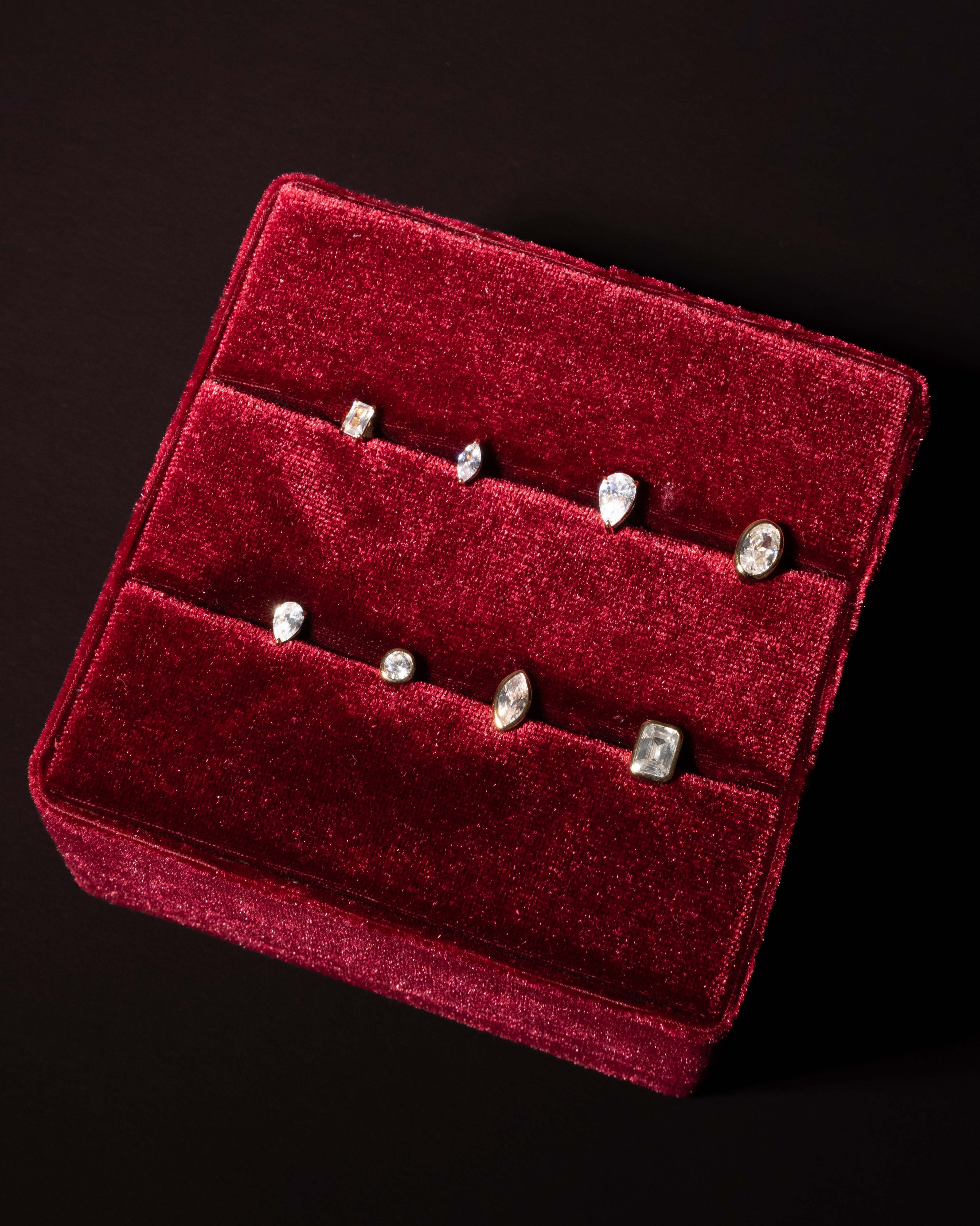 Marquise Claw Cartilage Earring - Image 6